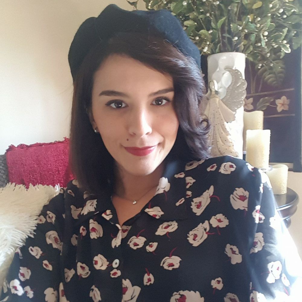 Meet your Posher, Jaqueline